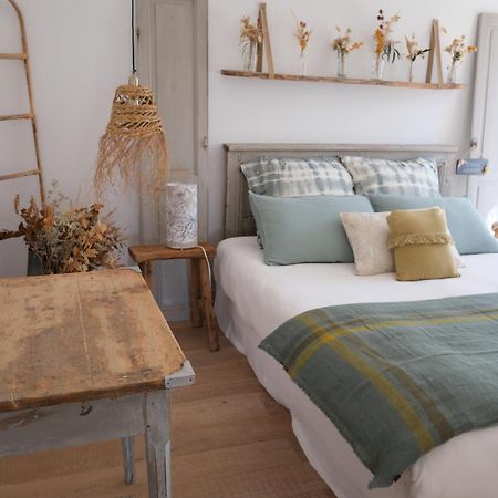 La Petite Parenthese Bed and Breakfast Chaveyriat Exteriör bild